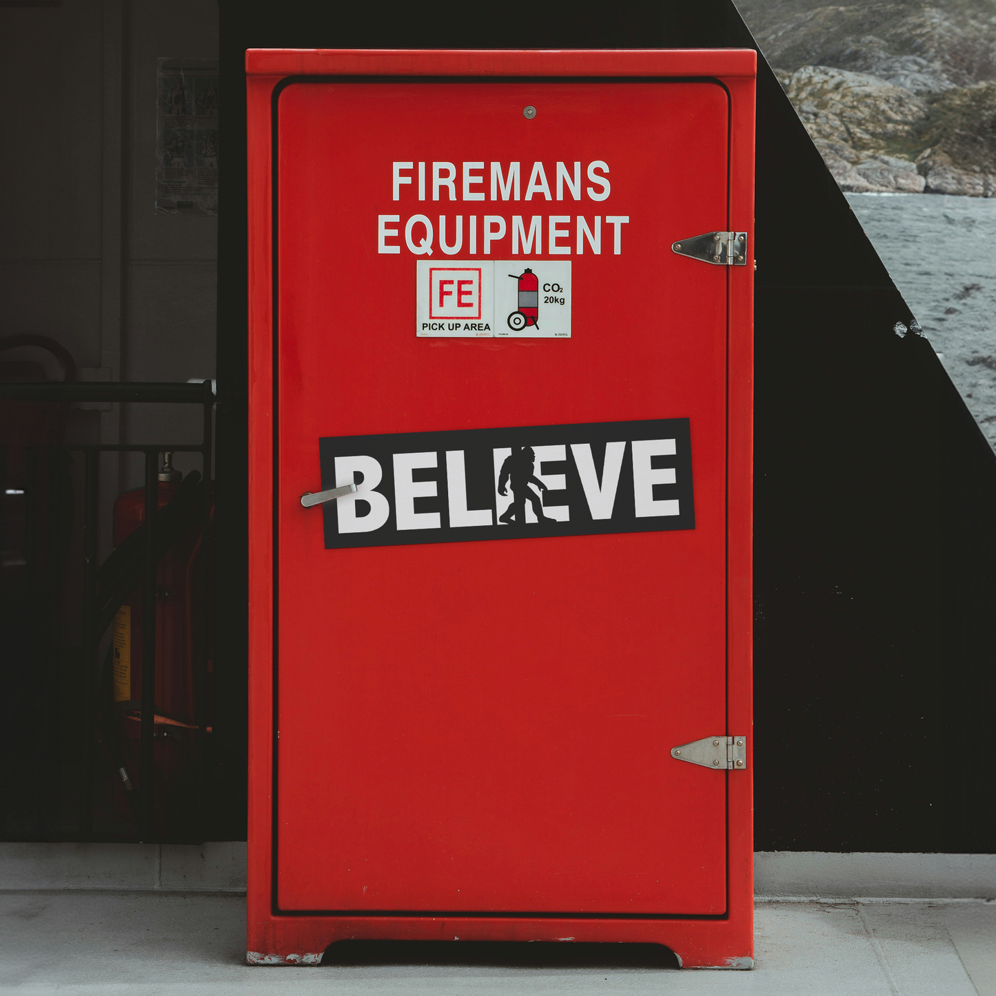 Believe_Magnet_BumperMagnet_FireCabient_H_AS_Mockup.png